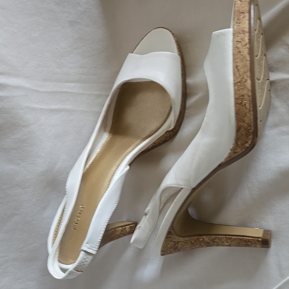 *New* Fioni slingback Cork heel size 9 - Picture 4 of 5